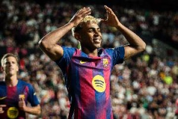 西媒：亚马尔渴望满状态出战巴黎，他将其视为证明自己的绝佳时机